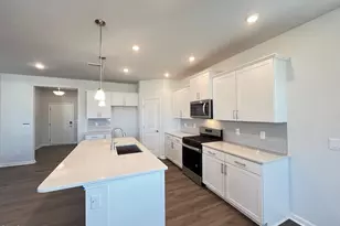 1312 Hollyview Ave, Durham, NC 27703 - Photo 3