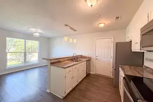 943 Rim Rd, Fayetteville, NC 28314 - Photo 7