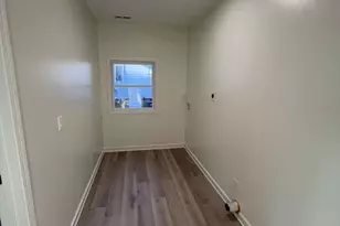 208 S St John St, Burlington, NC 27217 - Photo 21