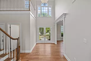 9113 Mission Hills Ct, Raleigh, NC 27617 - Photo 3