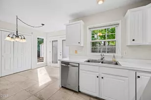 2113 Havering Pl, Raleigh, NC 27604 - Photo 15