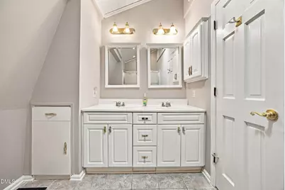 7914 Belgium Drive, Raleigh, NC 27606 - Photo 23
