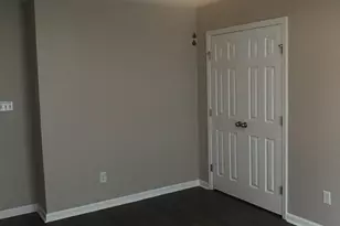 9807 Castain Dr, Raleigh, NC 27617 - Photo 19