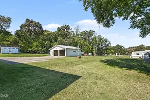 134 Hill St, Roxboro, NC 27573 - Photo 23