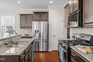 1301 Oatney Ridge Ln, Morrisville, NC 27560 - Photo 19