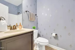 836 Vandalia Dr, Cary, NC 27519 - Photo 15