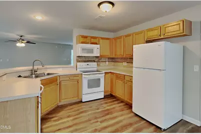 2023 Swimming Hole Circle, Raleigh, NC 27610 - Photo 3