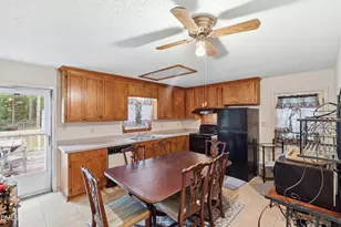 2109 Shamrock Dr E, Wilson, NC 27893 - Photo 5