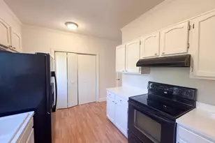 6125 Loch Laural Ln, Raleigh, NC 27613 - Photo 7