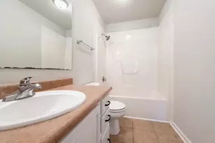 4406 Battle Forest Rd, Hope Mills, NC 28348 - Photo 17