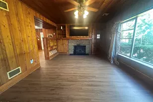 730 E Southerland St, Wallace, NC 28466 - Photo 33
