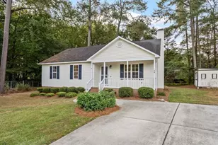 4 Lindsay Ct, Clayton, NC 27520 - Photo 1