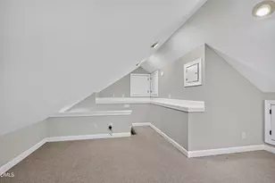 11913 Eagle Bluff Cir, Raleigh, NC 27613 - Photo 33