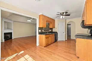 729 Dalmore Dr, Fayetteville, NC 28311 - Photo 19