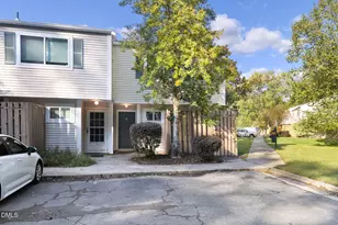 220 Elizabeth St, Chapel Hill, NC 27514 - Photo 1