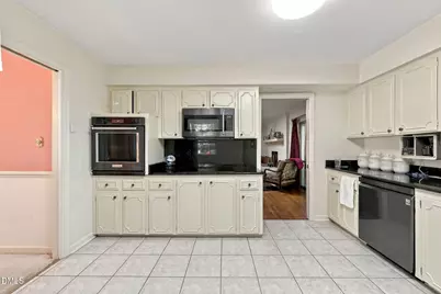 212 Ellwood Drive, Raleigh, NC 27609 - Photo 21