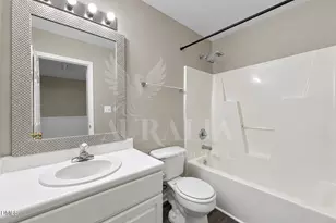 5804 Neuse Wood Dr, Raleigh, NC 27616 - Photo 17