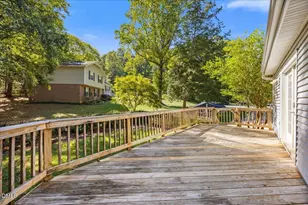 300 Burkwood Ln, Raleigh, NC 27609 - Photo 25