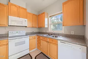 8221 Allyns Landing Way, Raleigh, NC 27615 - Photo 17
