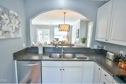 900 Edgewater Circle, Chapel Hill, NC 27516 - Photo 5