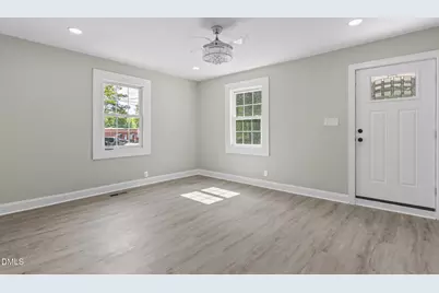 110 W Rockway Street, Durham, NC 27704 - Photo 7