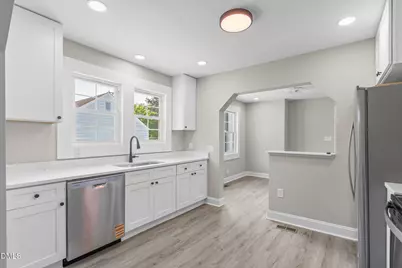 110 W Rockway Street, Durham, NC 27704 - Photo 11