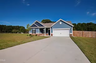 220 Citizens Ct, Four Oaks, NC 27524 - Photo 3