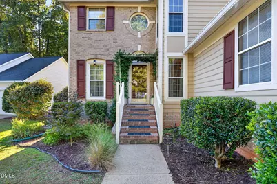 100 Glensford Way, Cary, NC 27513 - Photo 7