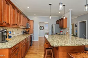 8900 Castleton Ln, Raleigh, NC 27615 - Photo 7