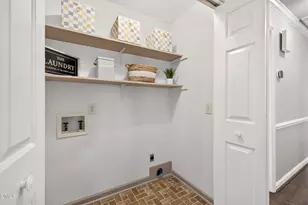 8609 Manns Loop Rd, Apex, NC 27539 - Photo 15