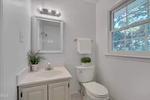 3600 Carriage Dr, Raleigh, NC 27612 - Photo 39