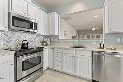814 Endhaven Place, Cary, NC 27519 - Photo 9