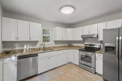 6536 Amanda Circle, Fayetteville, NC 28304 - Photo 3