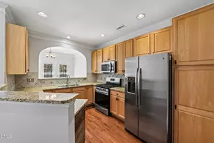858 Saratoga Dr, Durham, NC 27704 - Photo 7