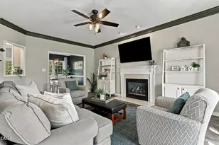 9004 Erinsbrook Dr, Raleigh, NC 27617 - Photo 9