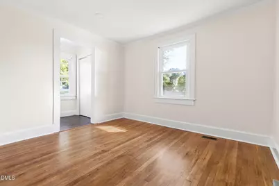 303 W Hill Avenue S, Hillsborough, NC 27278 - Photo 21
