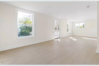 303 W Hill Avenue S, Hillsborough, NC 27278 - Photo 11