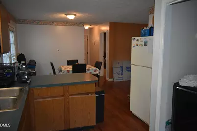 924 Kilby Street, Burlington, NC 27215 - Photo 9