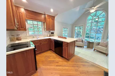 806 E Franklin Street, Chapel Hill, NC 27514 - Photo 13