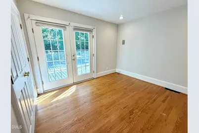 806 E Franklin Street, Chapel Hill, NC 27514 - Photo 21