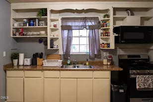 904 Hood St SW, Wilson, NC 27893 - Photo 9