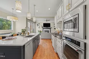 301 Weycroft Grant Dr, Cary, NC 27519 - Photo 13