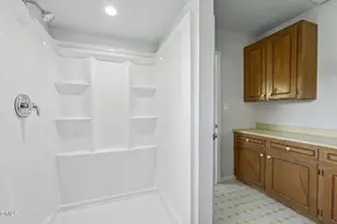 5833 Woodhaven Cir, Fayetteville, NC 28311 - Photo 27