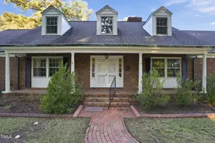 209 Brentwood Dr N, Wilson, NC 27893 - Photo 5