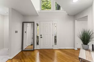 830 Lake Forest Dr, Raleigh, NC 27615 - Photo 3