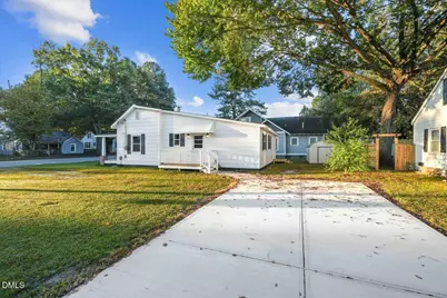 511 N Webb Street, Selma, NC 27576 - Photo 7