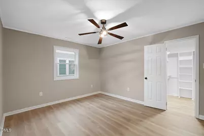 511 N Webb Street, Selma, NC 27576 - Photo 23