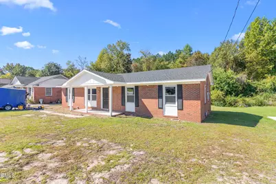 1005 Dianne Circle, Spring Lake, NC 28390 - Photo 3