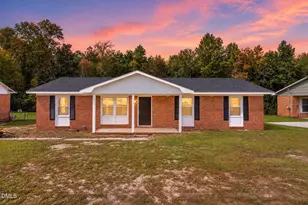 1005 Dianne Cir, Spring Lake, NC 28390 - Photo 1