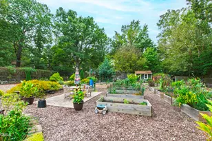 6013 Sentinel Dr, Raleigh, NC 27609 - Photo 27